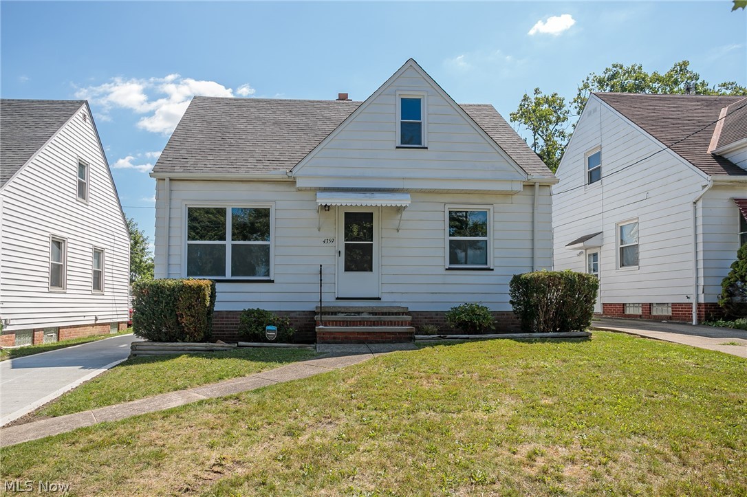 4359 Fulton Road Cleveland, OH 44144 - Photo 1 of 33 Gallery Image 1
