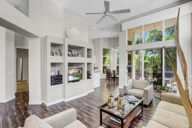 $875,000 | 3346 Northwest 53rd Circle, Boca Raton, FL 33496