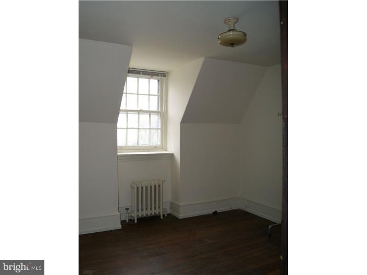 357 Pelham Road Philadelphia, PA 19119 - Photo 13 of 23 Gallery Image 13