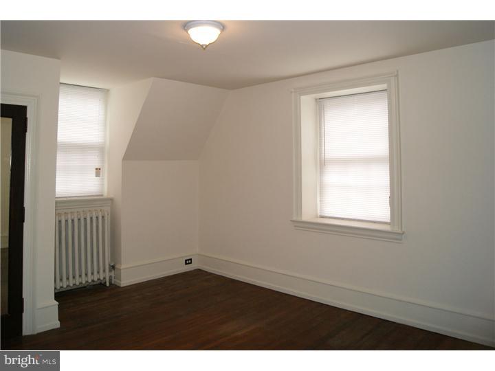 357 Pelham Road Philadelphia, PA 19119 - Photo 15 of 23 Gallery Image 15