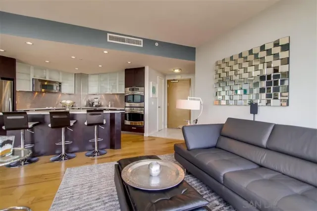 $5,995 | 1441 Ninth Avenue, Unit 2401, San Diego, CA 92101