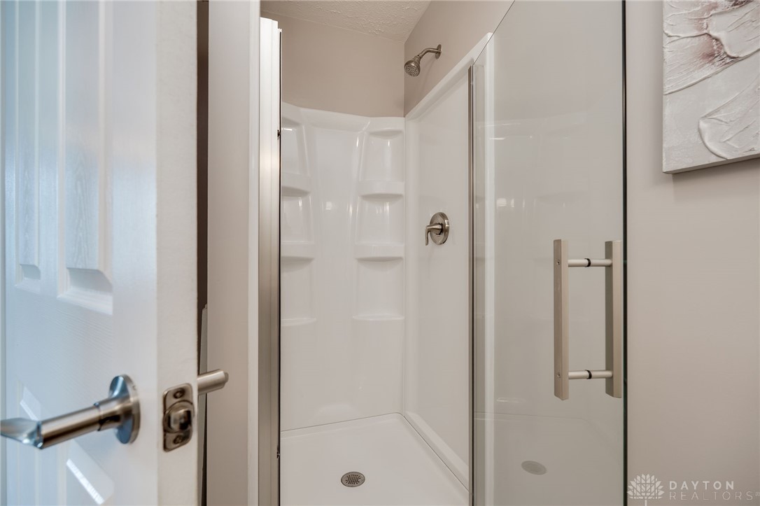 5587 Penn Avenue Riverside, OH 45432 - Photo 21 of 35 Gallery Image 21