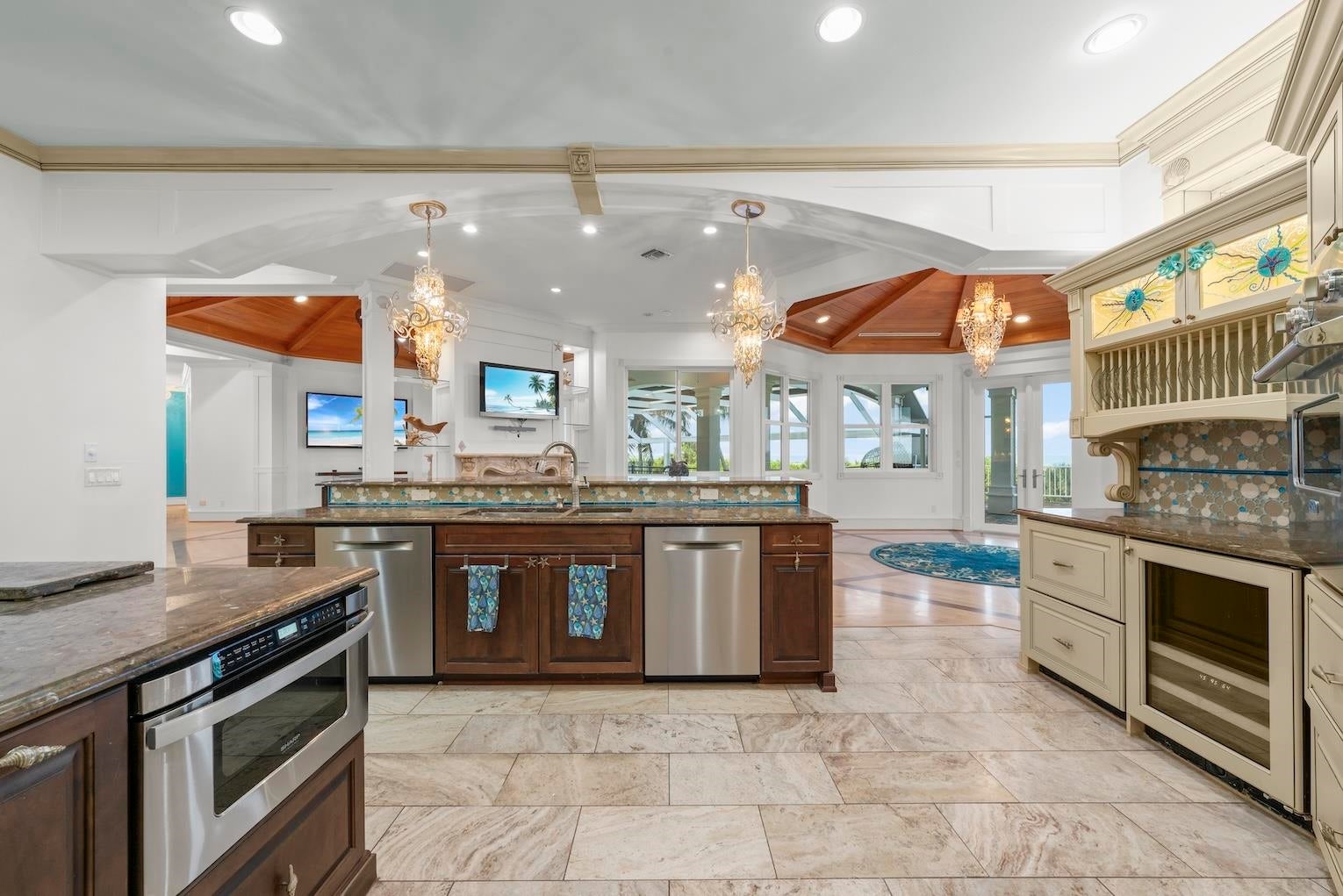 4725 Rue Belle Mer Sanibel, FL 33957 - Photo 8 of 43 Gallery Image 8