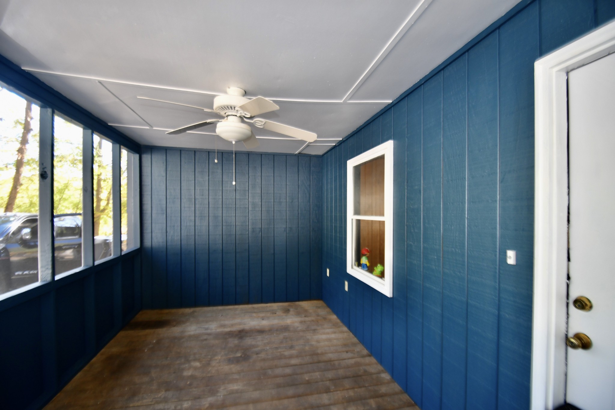 1327 Lost Creek Boat Dock Road Decaturville, TN 38329 - Photo 7 of 37 Gallery Image 7