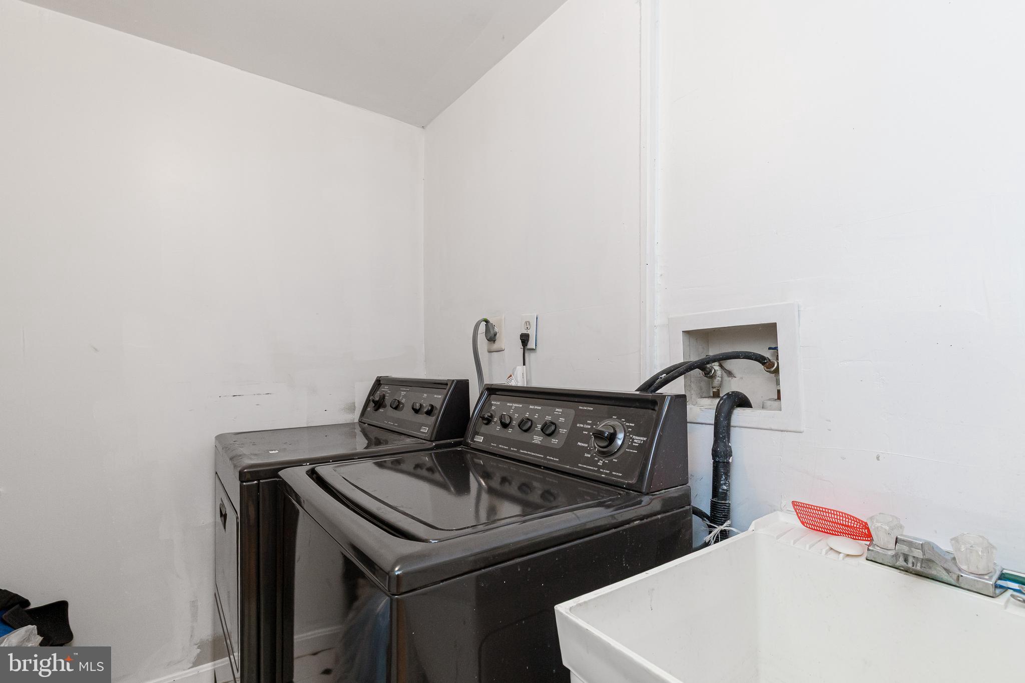 701 Cedar Boulevard Accokeek, MD 20607 - Photo 18 of 25 Laundry Room