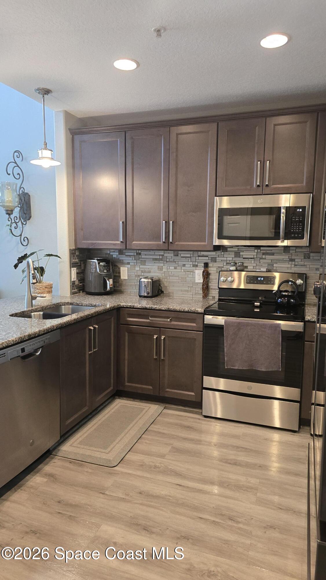 1315 Lara Circle, Unit 106 Rockledge, FL 32955 - Photo 4 of 18 Kitchen