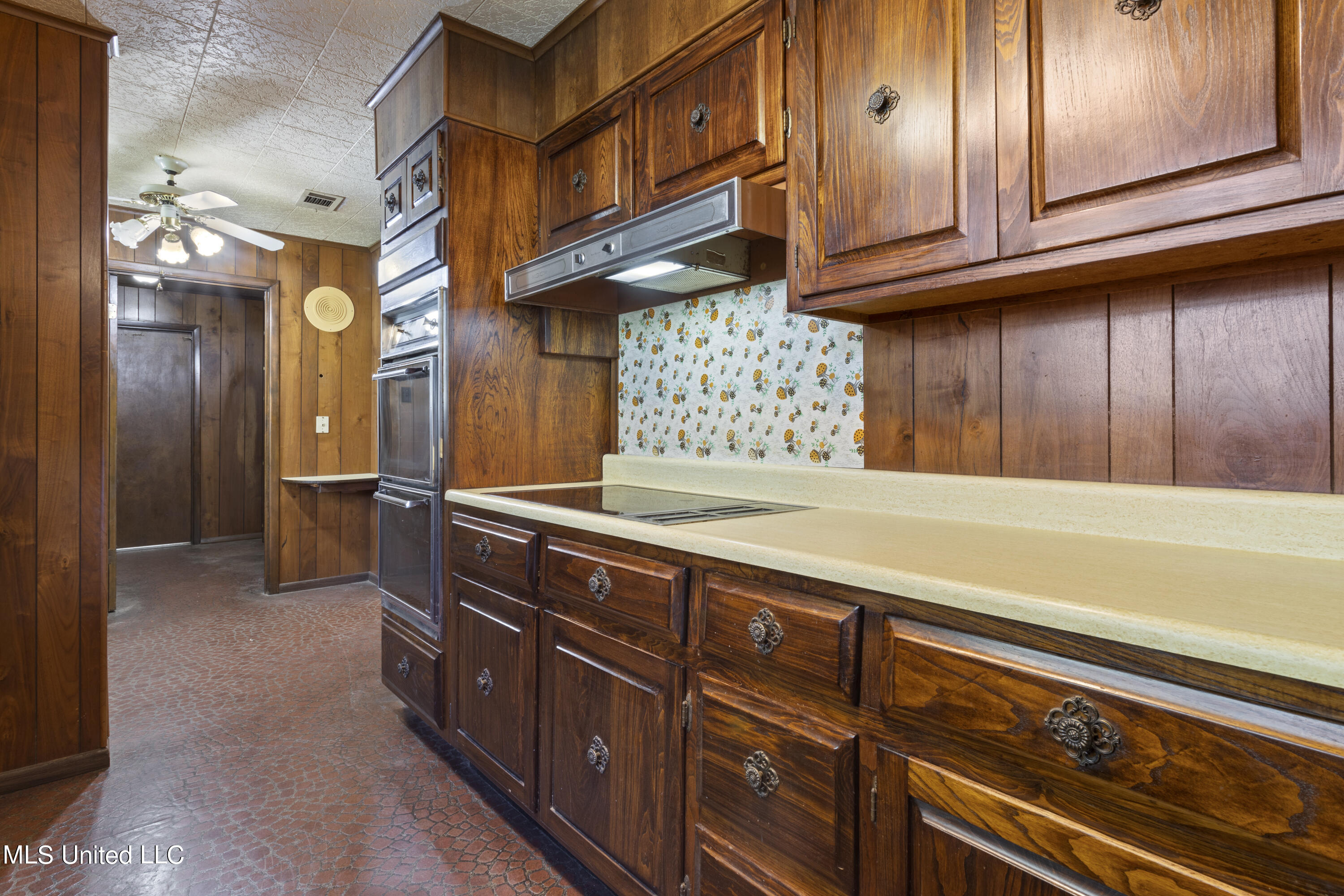 441 Jim Money Road Biloxi, MS 39531 - Photo 11 of 24 011