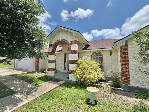 $2,150 | 14410 Mangold, Atascosa, TX 78002