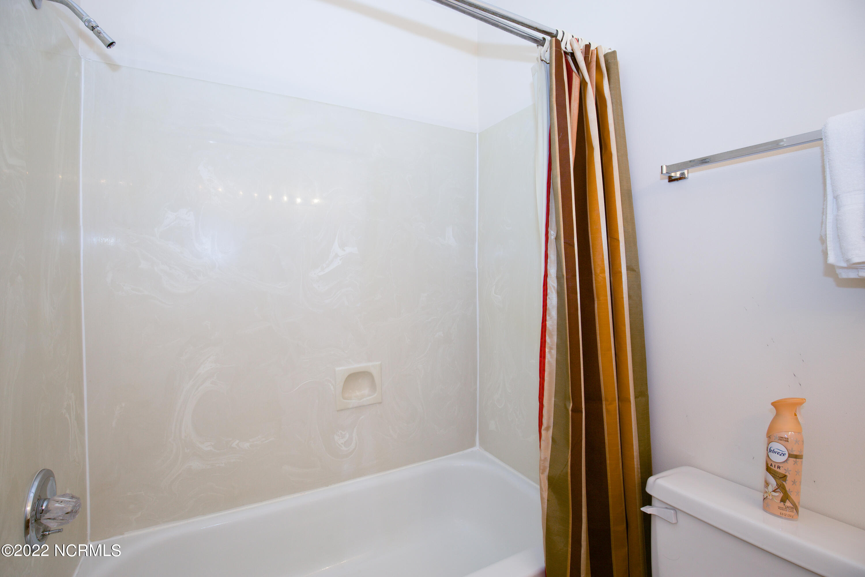 925 Morganton Road, Unit 2C Pinehurst, NC 28374 - Photo 33 of 42 en suite bath 3