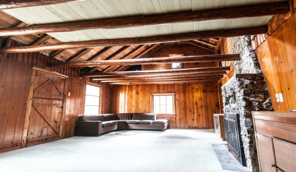 44937 Southeast 70th Street Snoqualmie, WA 98065 - Photo 4 of 17 Gallery Image 4