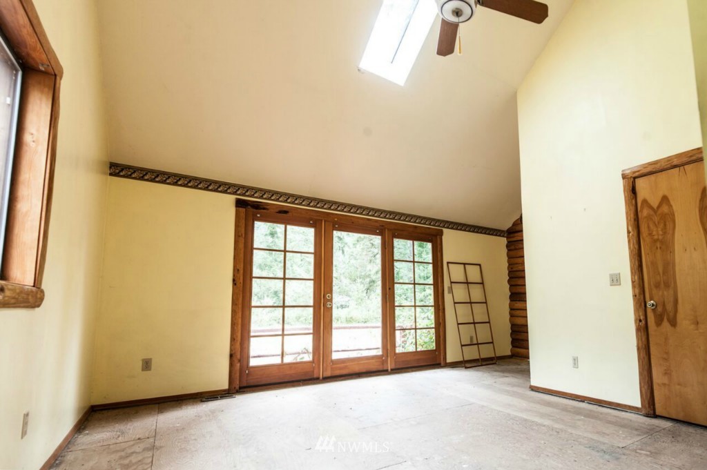 44937 Southeast 70th Street Snoqualmie, WA 98065 - Photo 9 of 17 Gallery Image 9