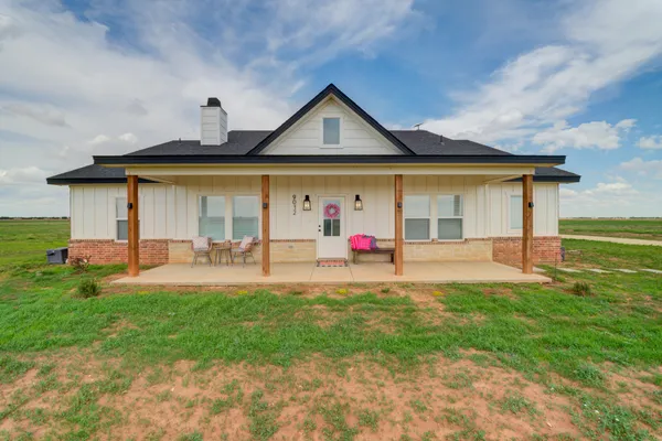 $419,995 | 9012 North County Road 2700, Lubbock, TX 79403