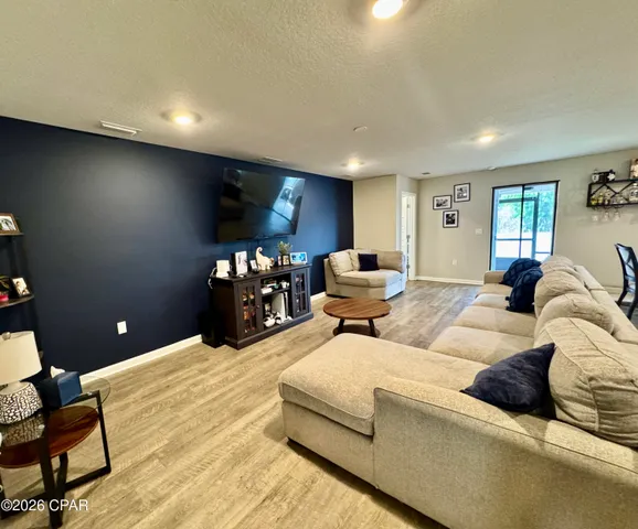 $2,550 | 4828 Conner Lane, Panama City, FL 32404