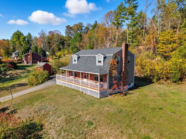$575,000 | 3 Wood Lane, Hollis, NH 03049