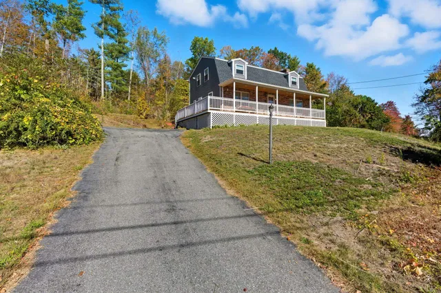 $575,000 | 3 Wood Lane, Hollis, NH 03049