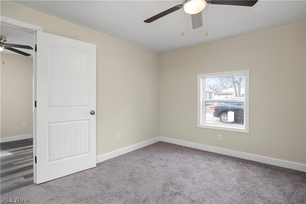 303 Delamere Road Vermilion, OH 44089 - Photo 3 of 36