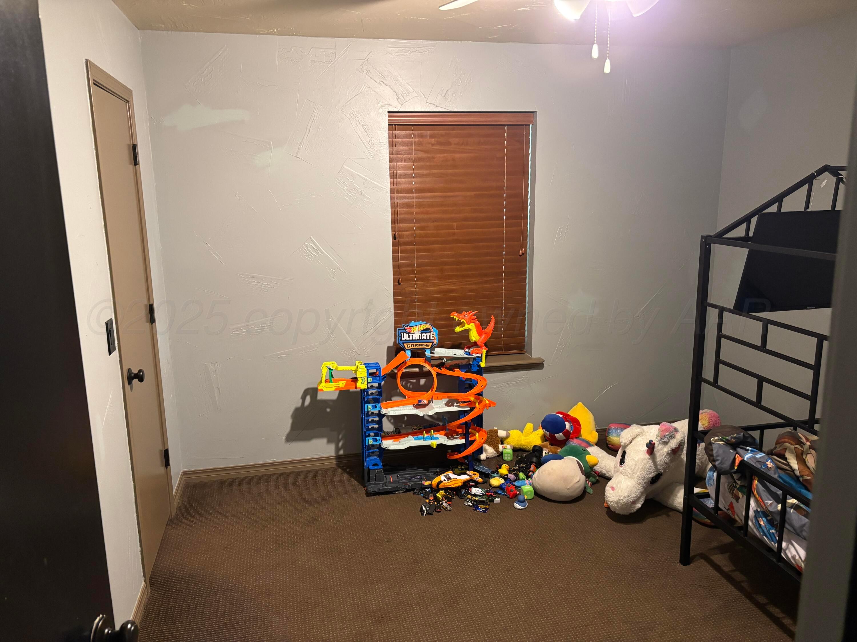 7810 Farrell Drive Amarillo, TX 79121 - Photo 10 of 31 a view of a room with toys