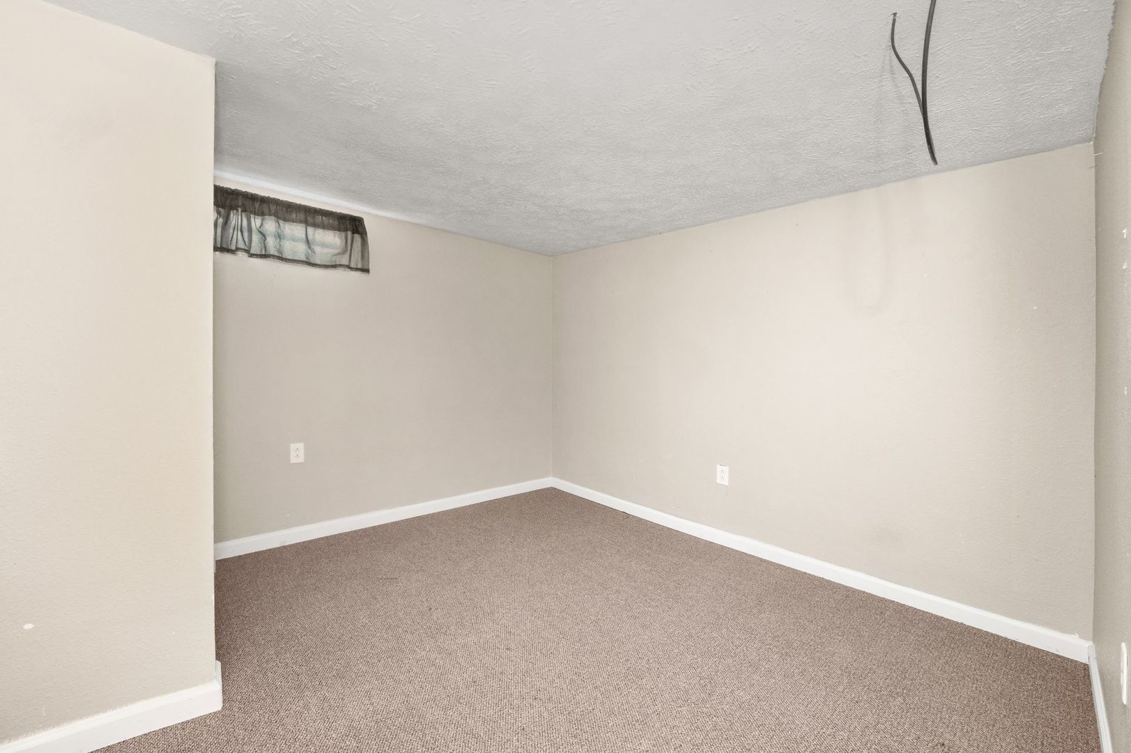 927 Lakeview Drive Rochelle, IL 61068 - Photo 15 of 22 Gallery Image 15