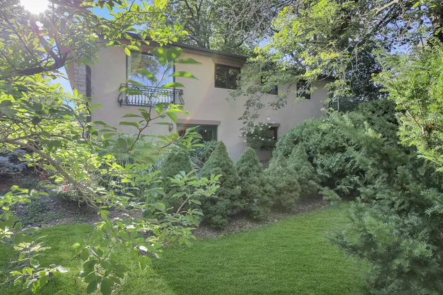 $600,000 | 236 Monument Avenue, Barrington, IL 60010