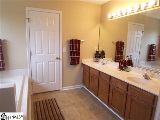 15 Colleton Court Simpsonville, SC 29681 - Photo 17 of 21
