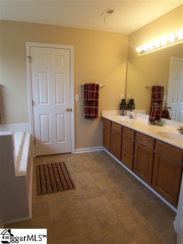 15 Colleton Court Simpsonville, SC 29681 - Photo 18 of 21