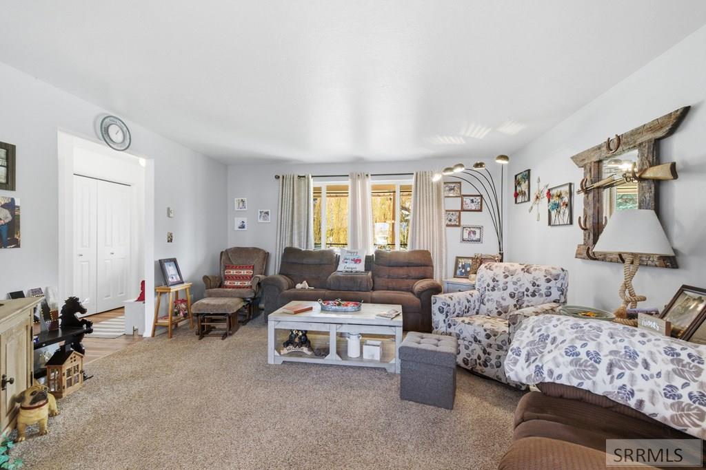 15098 West Lacey Road Pocatello, ID 83202 - Photo 5 of 50