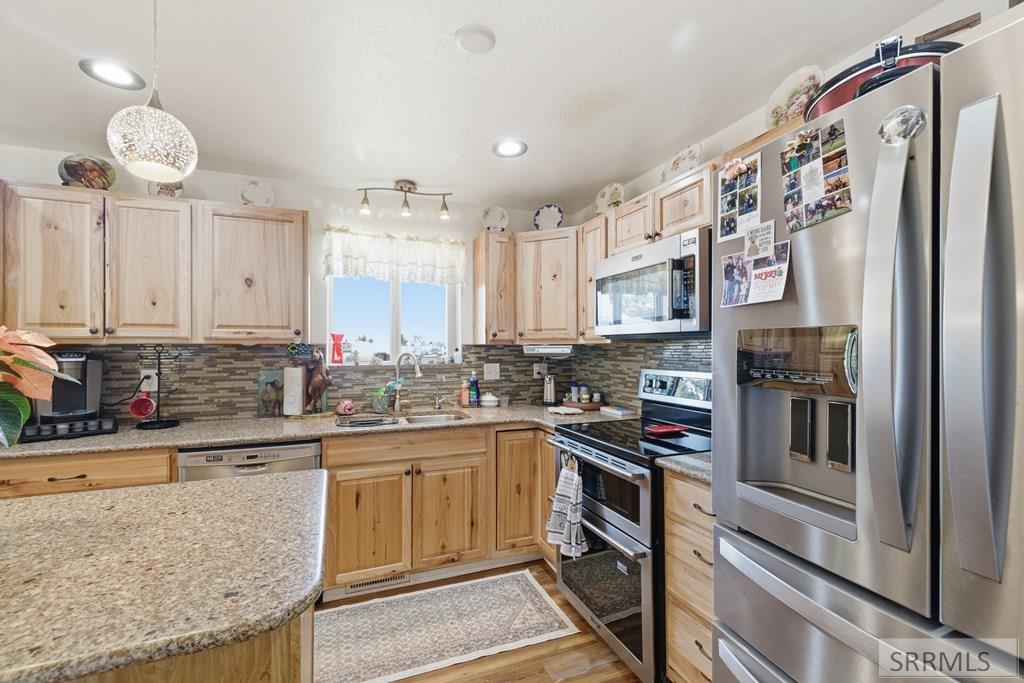 15098 West Lacey Road Pocatello, ID 83202 - Photo 7 of 50