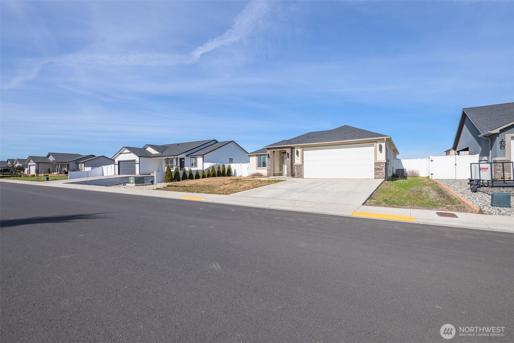 415 R Street Southwest Quincy, WA 98848 - Photo 32 of 33 a view of multiple houses with city street