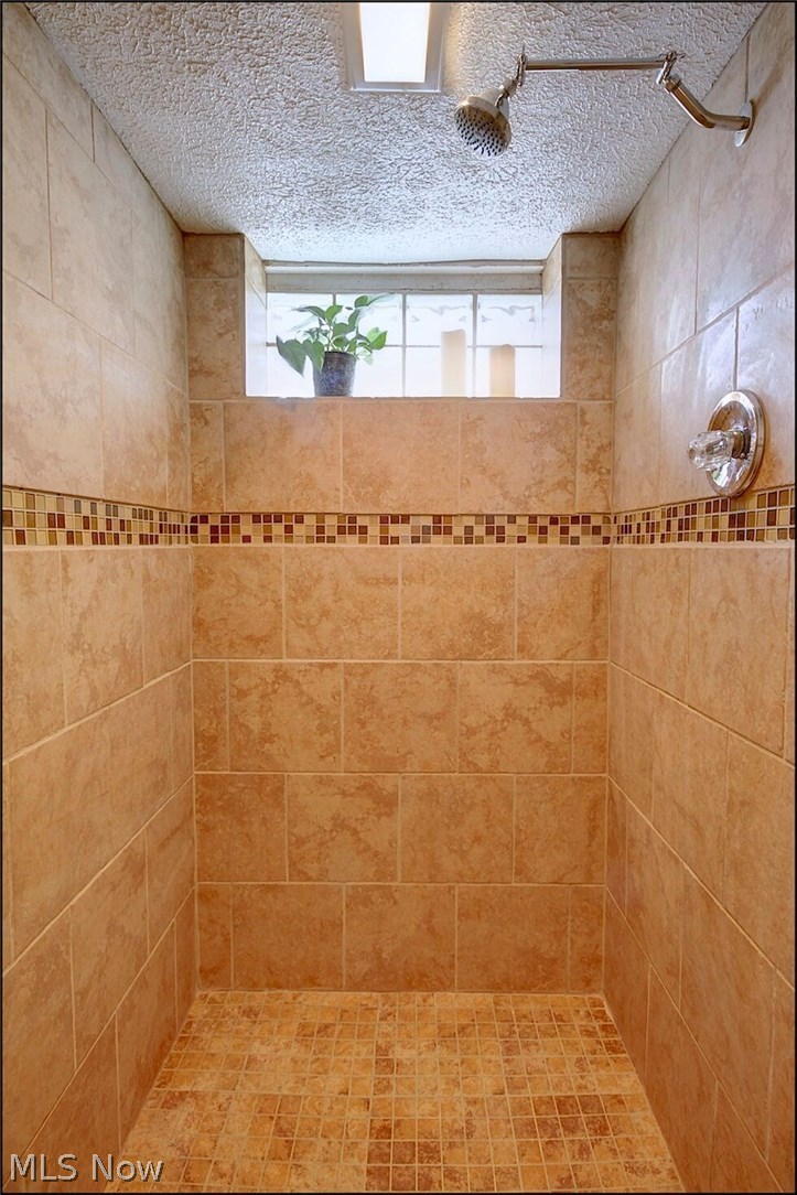 4615 Pershing Avenue Cleveland, OH 44134 - Photo 22 of 27