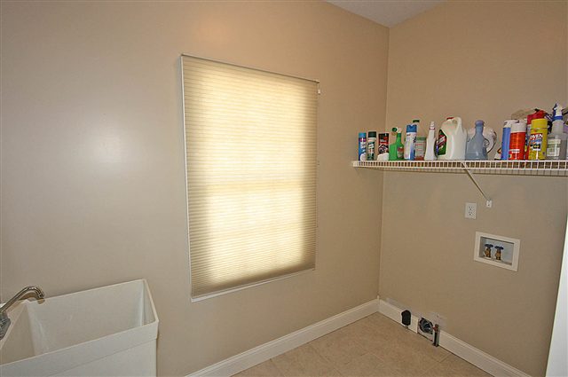 1908 West Geneva Road Peoria, IL 61615 - Photo 8 of 14 Gallery Image 8