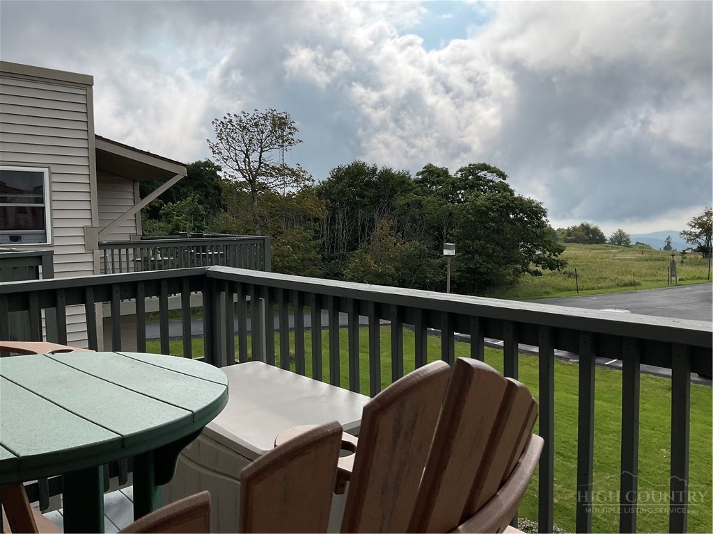 301 Pinnacle Inn Road, Unit 4304 Beech Mountain, NC 28604 - Photo 1 of 17 Gallery Image 1