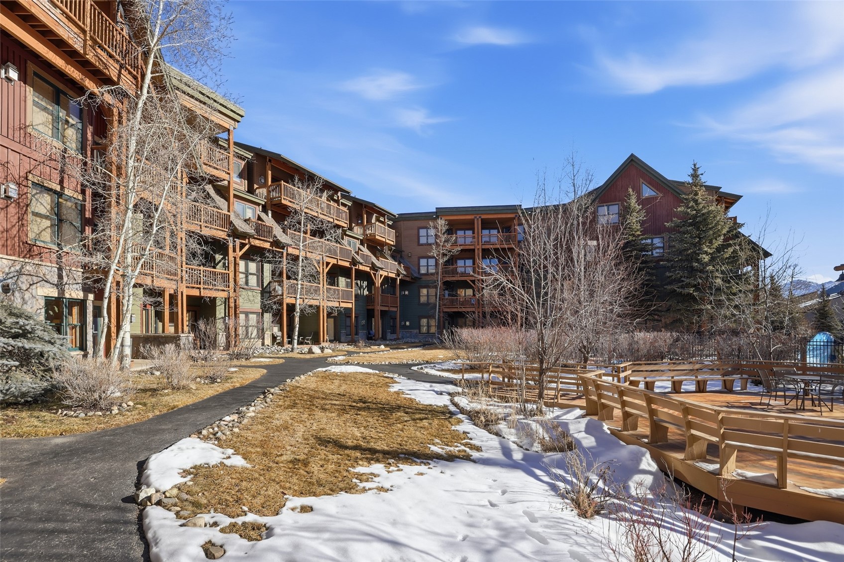22784 Highway 6, Unit 2628 Keystone, CO 80435 - Photo 32 of 45 a view of a large building
