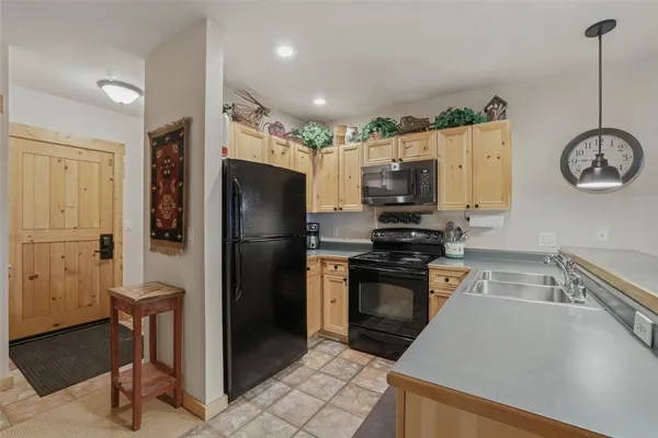 $845,000 | 22784 Highway 6, Unit 2628, Keystone, CO 80435