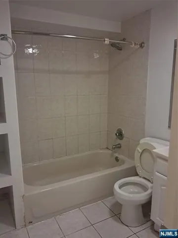 $880,000 | 1005 Harvard Place, Fort Lee, NJ 07024