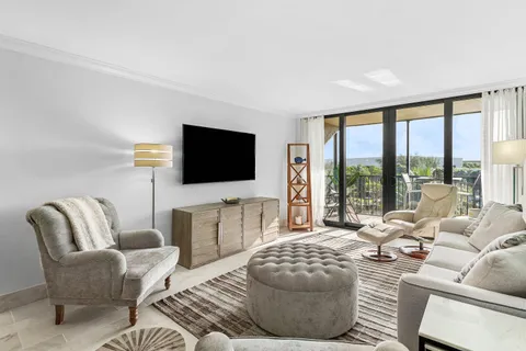 $474,900 | 14 Royal Palm Way, Unit 501, Boca Raton, FL 33432