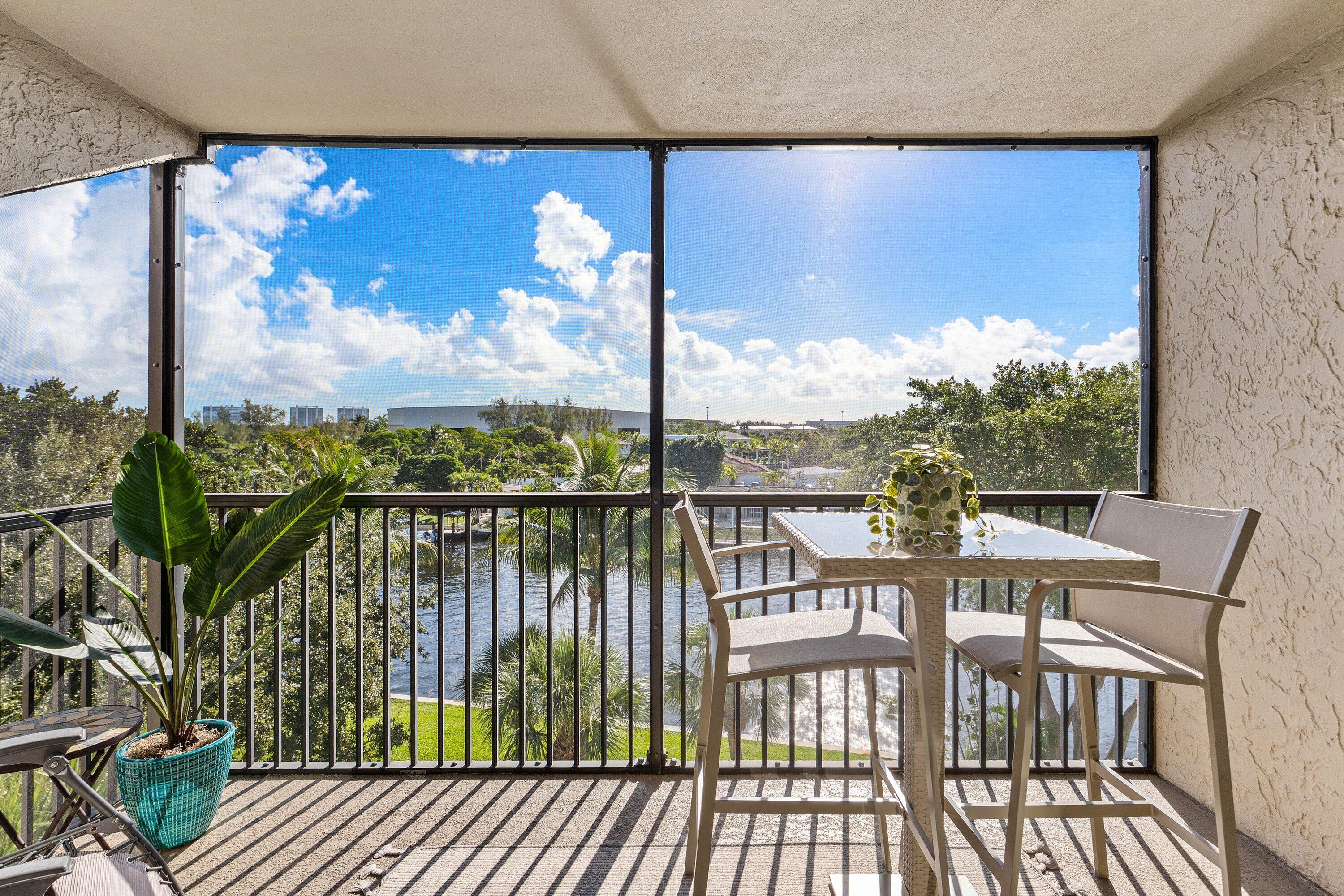 14 Royal Palm Way, Unit 501 Boca Raton, FL 33432 - Photo 3 of 39 027-14RoyalPalmWay-501-BocaRaton-FL-3343