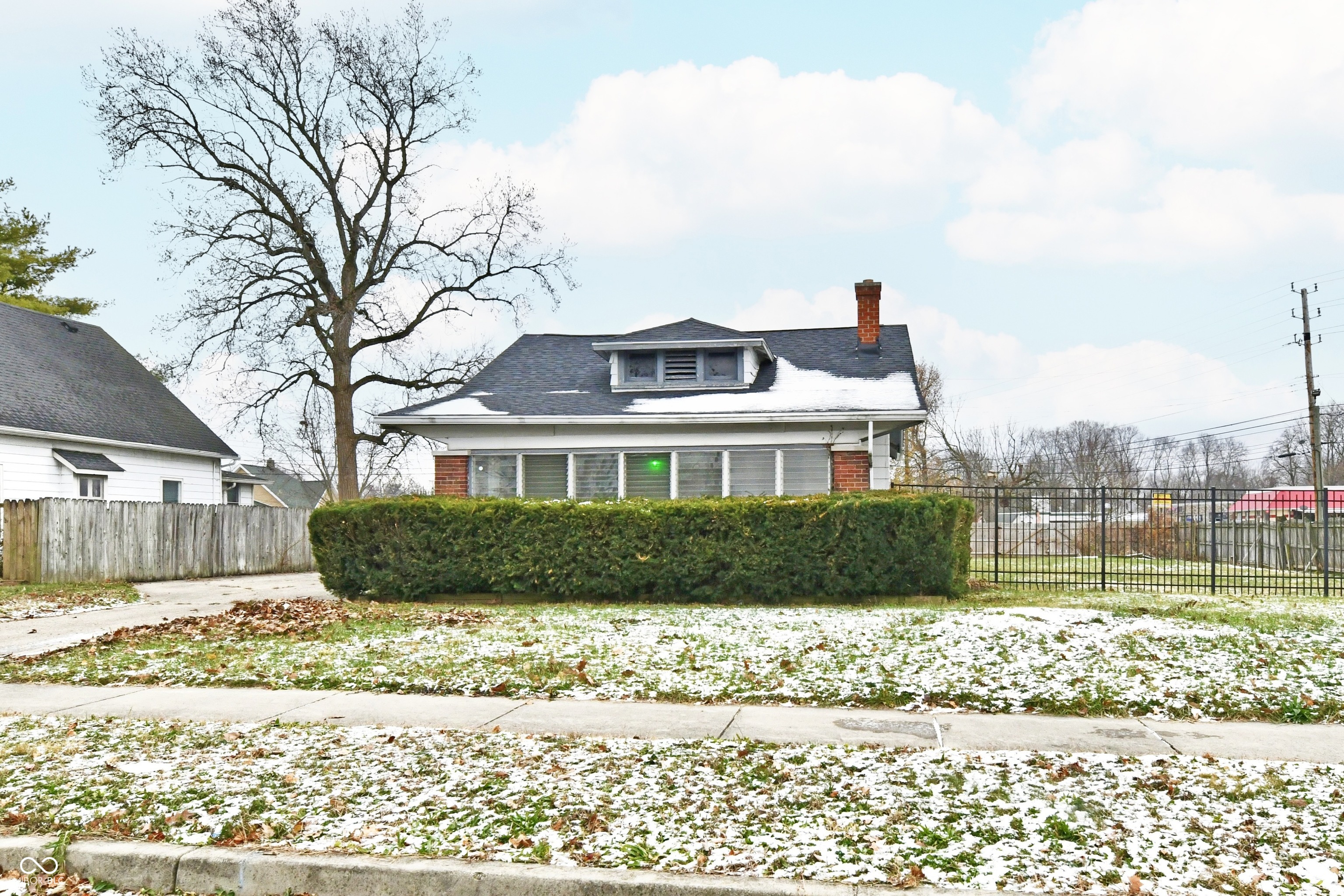 1043 Windermire Street Indianapolis, IN 46227 - Photo 4 of 48