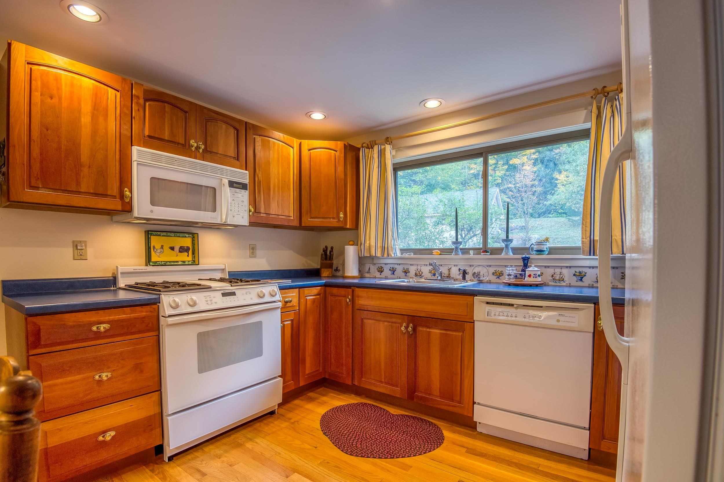 47 Dana Place Road, Unit 8 Jackson, NH 03846 - Photo 8 of 36 Gallery Image 8