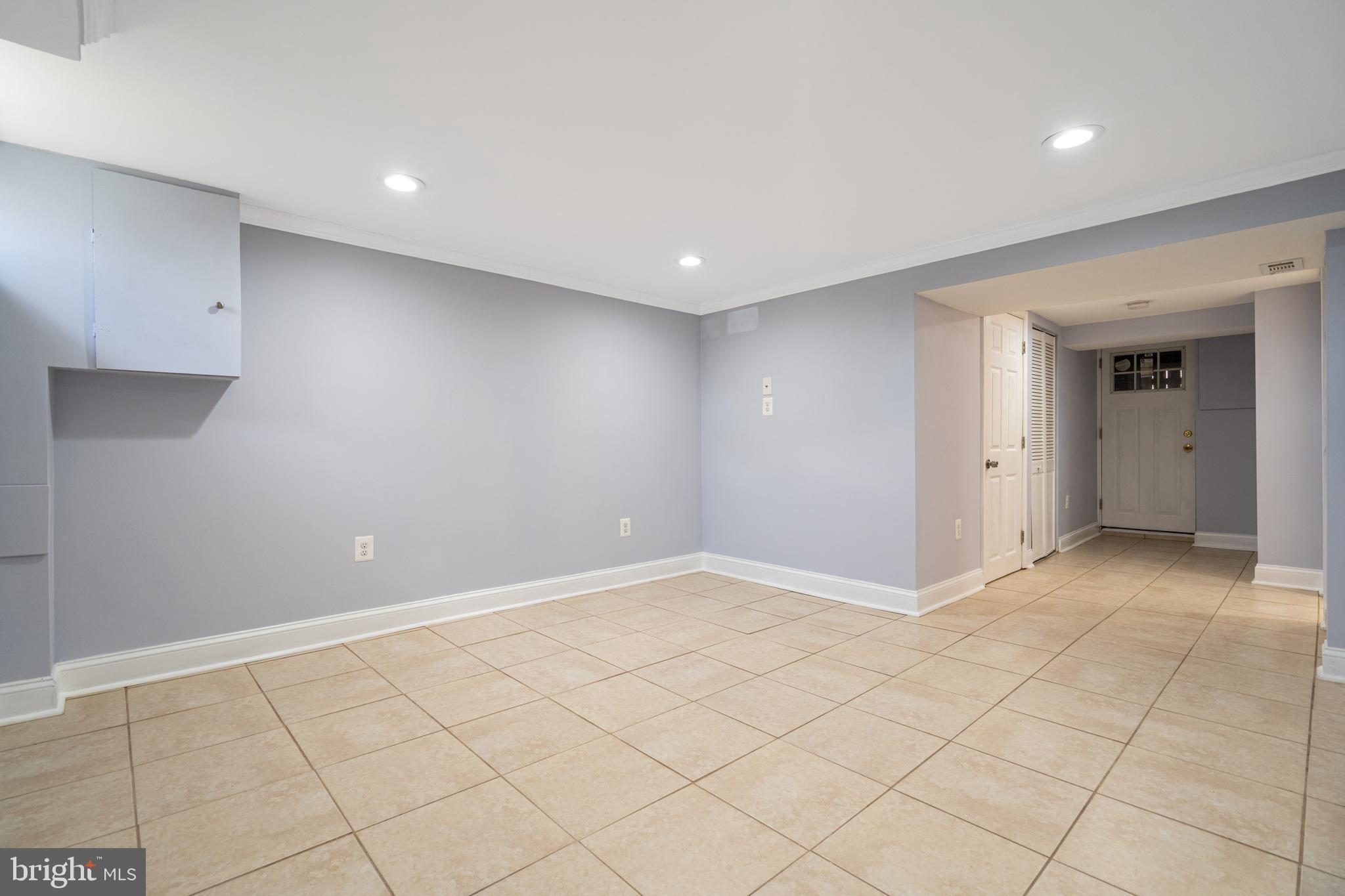 6812 Broening Road Baltimore, MD 21222 - Photo 22 of 28
