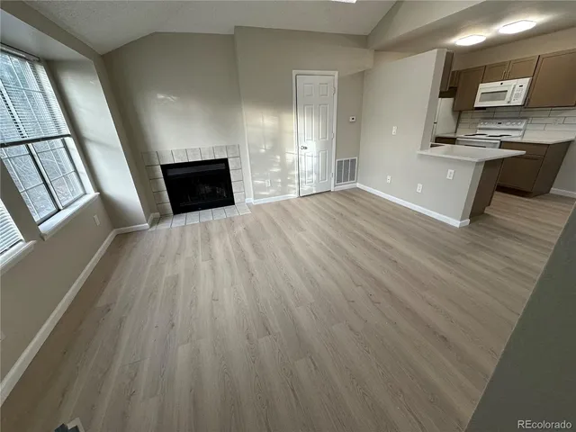 $1,800 | 882 South Uravan Court, Aurora, CO 80017