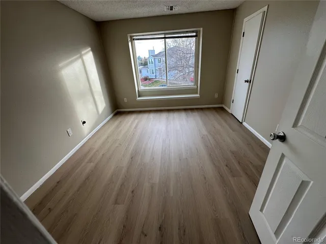 $1,800 | 882 South Uravan Court, Aurora, CO 80017