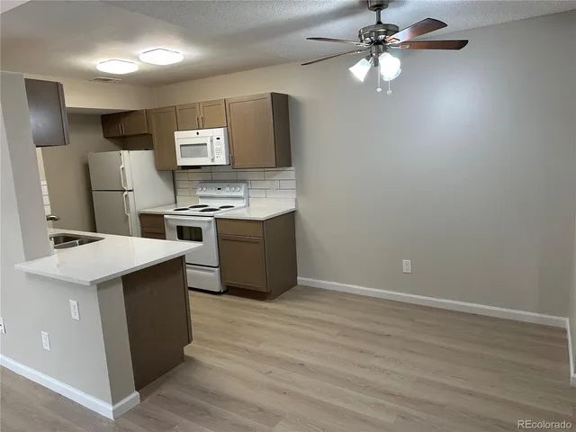 $1,800 | 882 South Uravan Court, Aurora, CO 80017