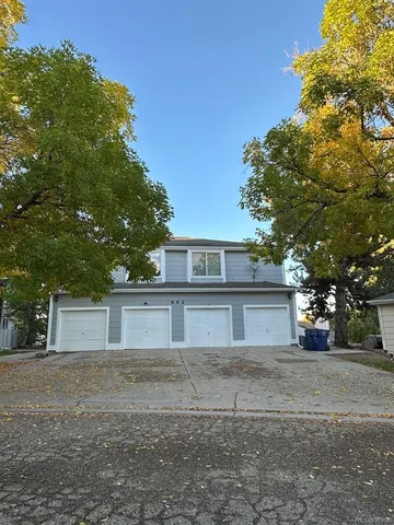 $1,800 | 882 South Uravan Court, Aurora, CO 80017