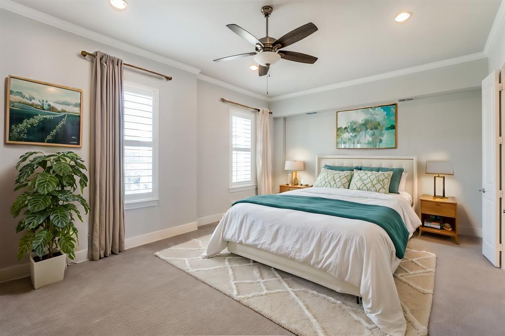 5421 Patterson Street Irving, TX 75039 - Photo 5 of 32 Recessed lighting illuminates the carpeted flooring and crown molding