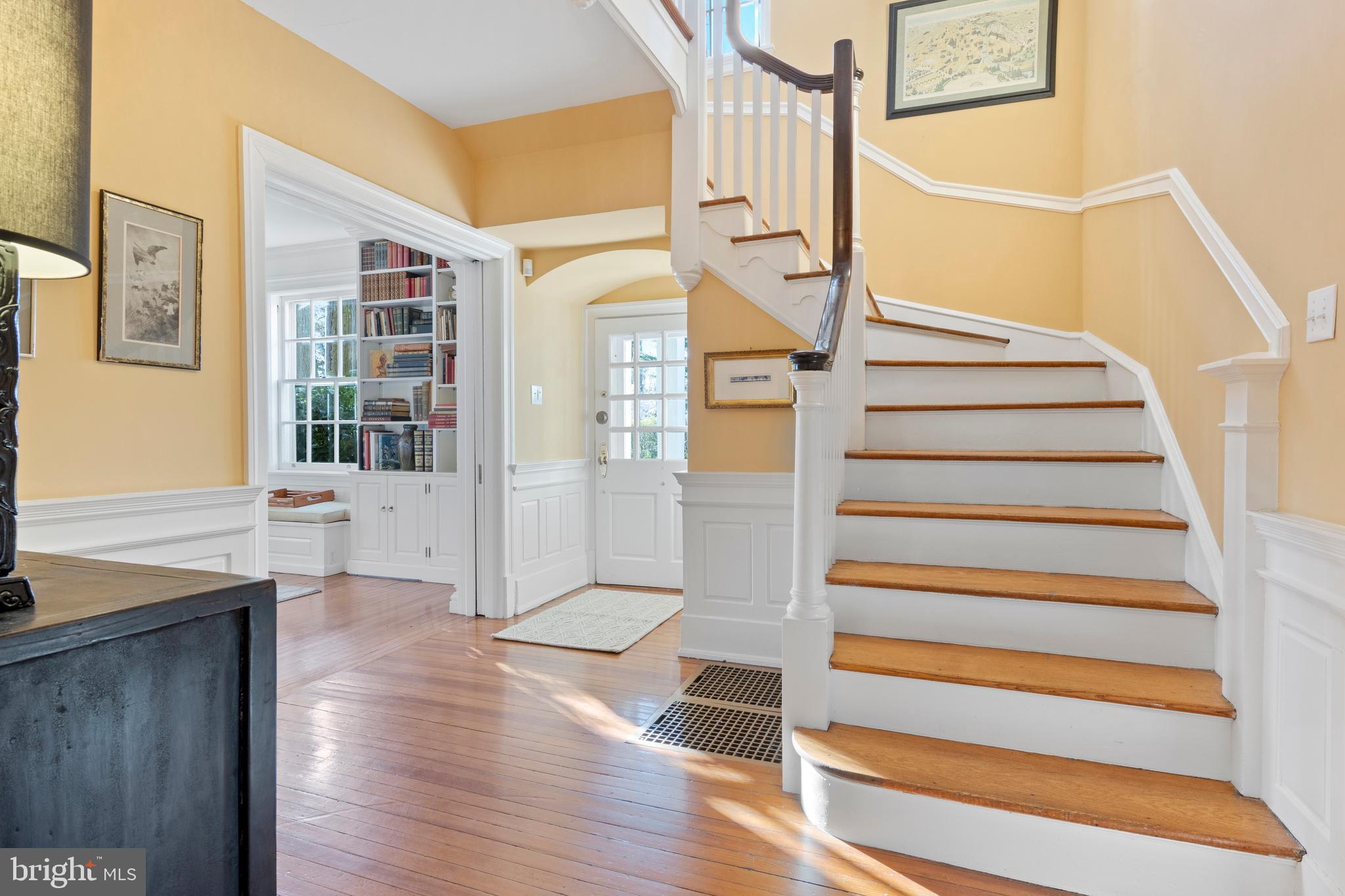 415 South Waterloo Road Devon, PA 19333 - Photo 12 of 127 Foyer