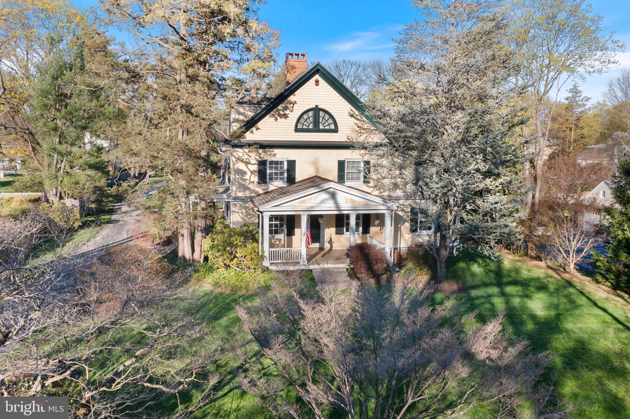 415 South Waterloo Road Devon, PA 19333 - Photo 4 of 127