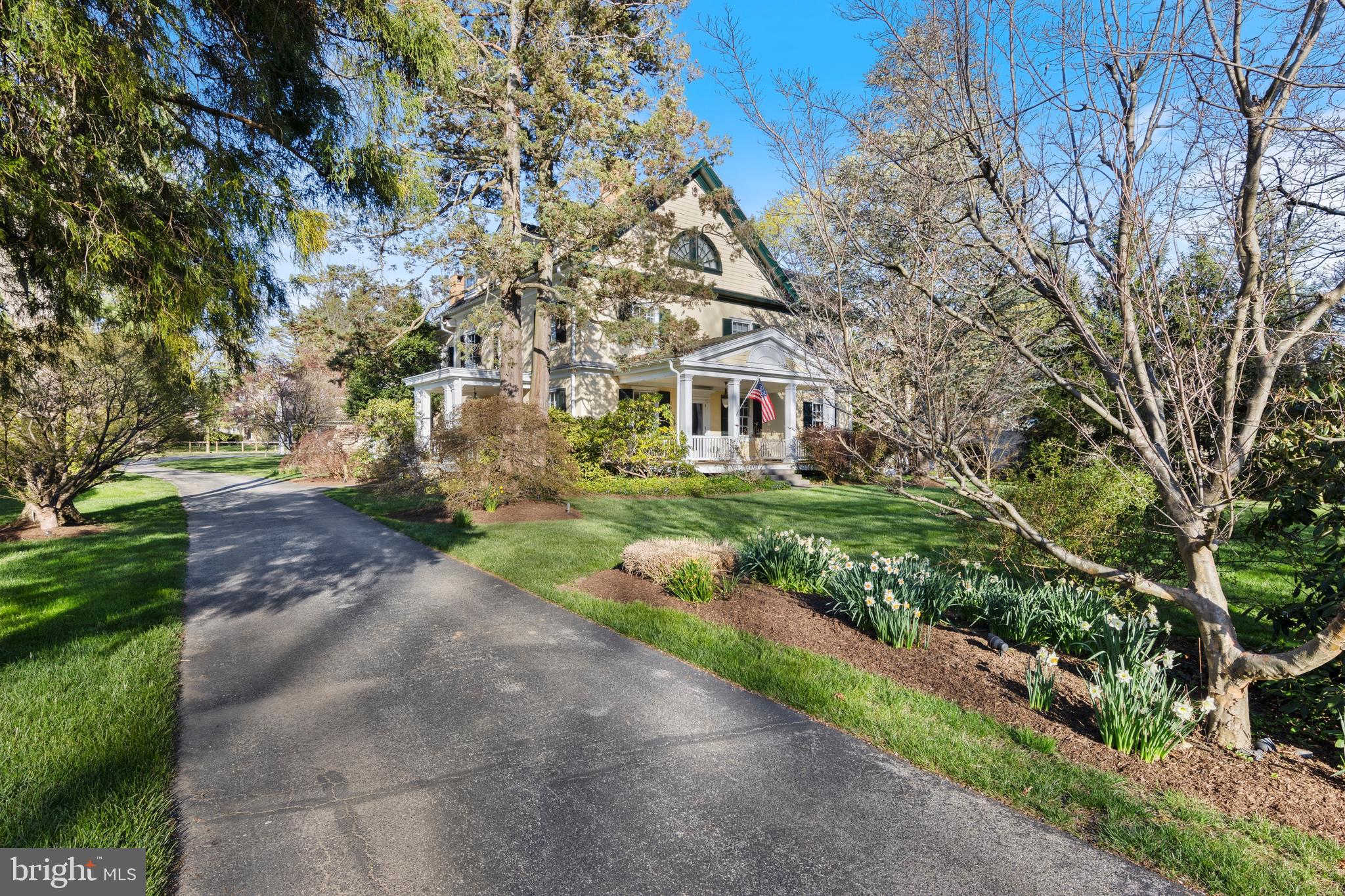 415 South Waterloo Road Devon, PA 19333 - Photo 6 of 127