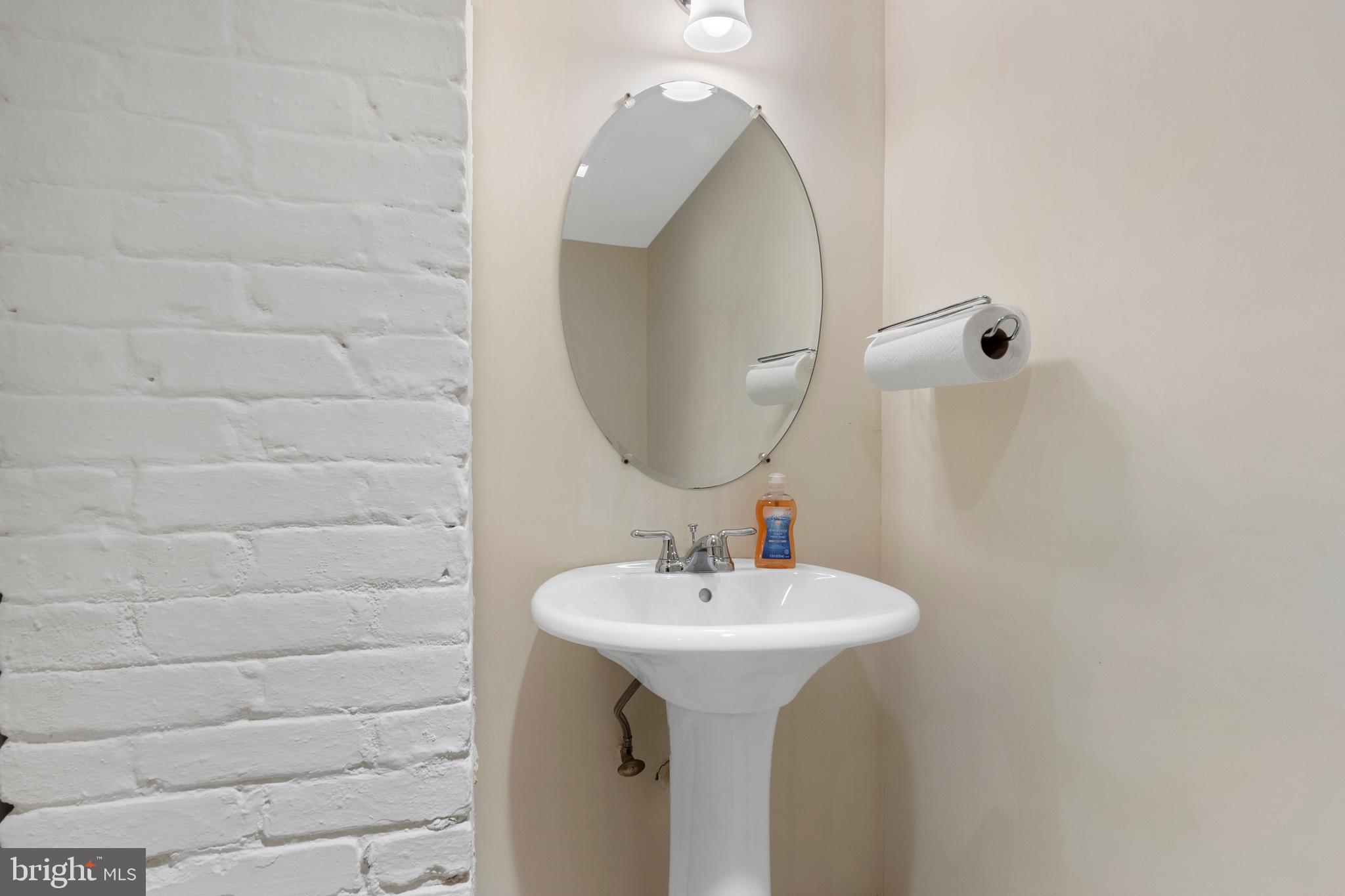 415 South Waterloo Road Devon, PA 19333 - Photo 86 of 127 Powder Room #3