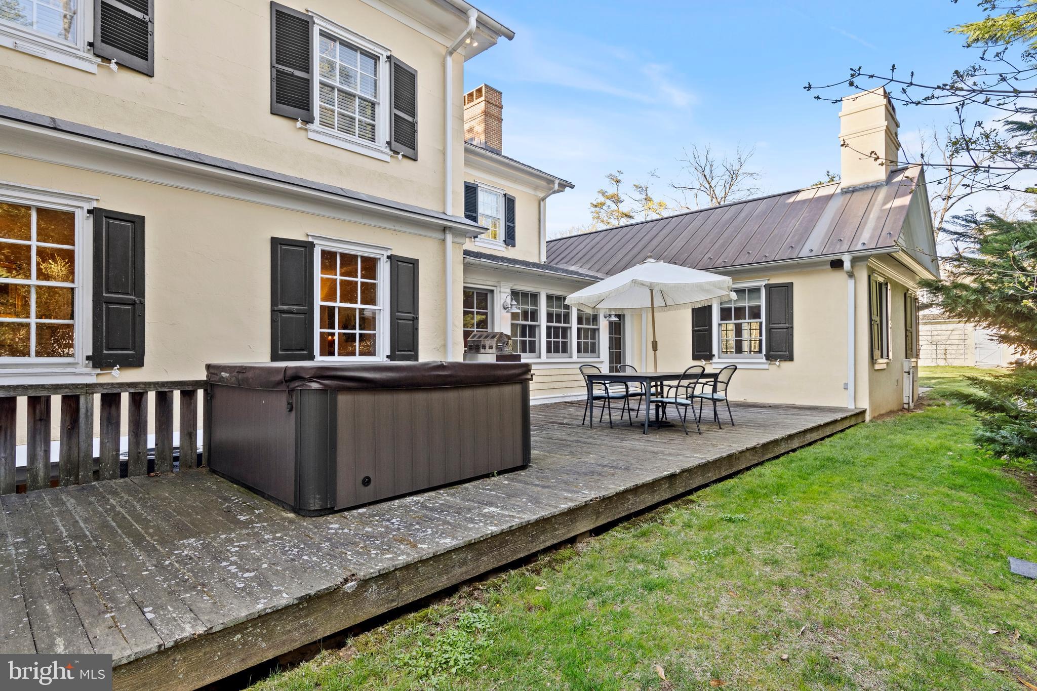 415 South Waterloo Road Devon, PA 19333 - Photo 88 of 127 Side Deck
