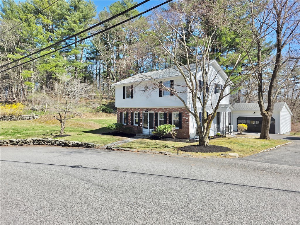 8 Wolf Hill Road Smithfield, RI 02917 - Photo 17 of 19